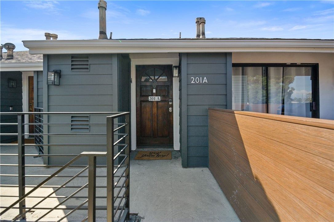 345 Avocado St