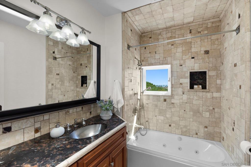 La Jolla - Residential