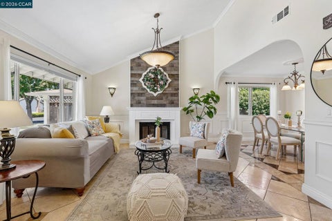 Photo of 36874 Laurel St ST, Newark, CA 94560 (MLS # 41137592)