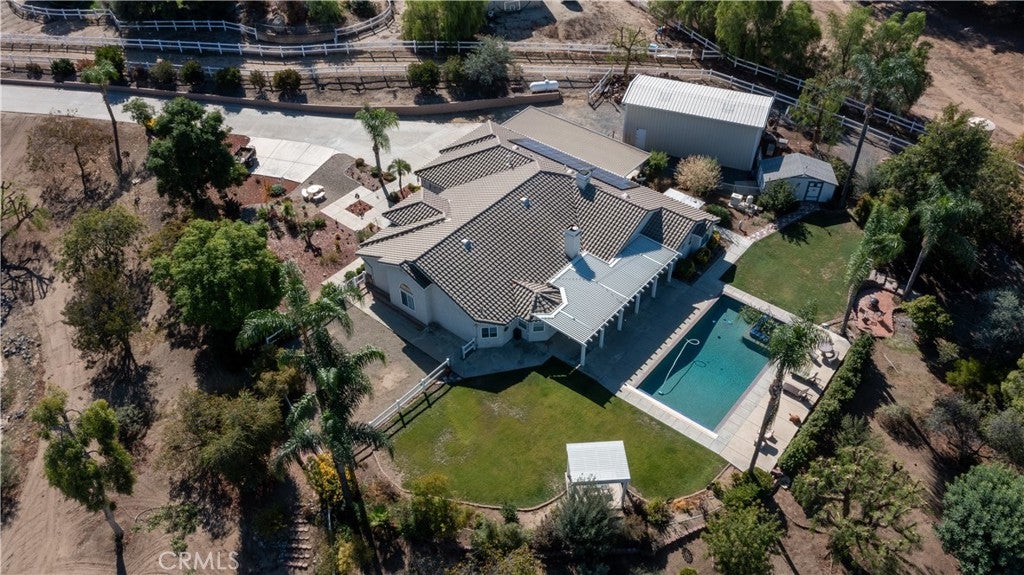 23255 Western Crest