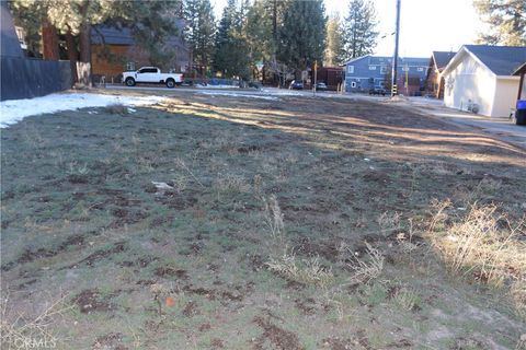 Photo of 0 Birch Street, Big Bear Lake, CA 92315 (MLS # TR25268446)