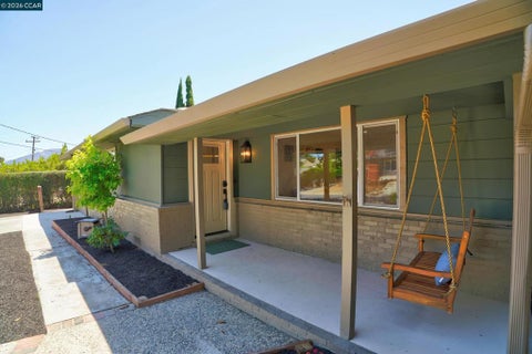 Photo of 4054 Kimberly Pl Pl, Concord, CA 94521 (MLS # 41138502)