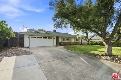 Photo of 1873 Rosemount Avenue, Claremont, CA 91711 (MLS # 26875971)