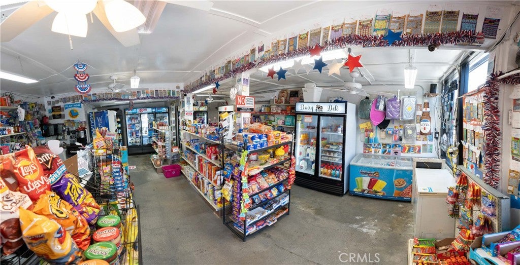 285 W 9th Street