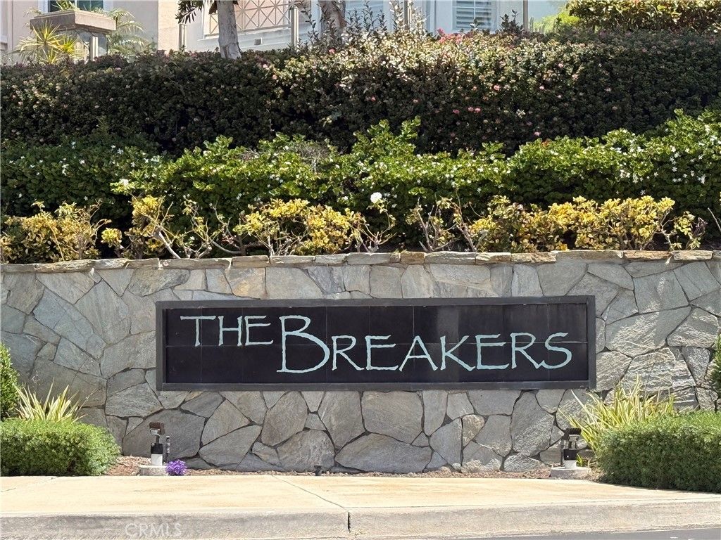 Photo of 155 Shorebreaker Drive, Laguna Niguel, CA 92677 (MLS # OC26078592)