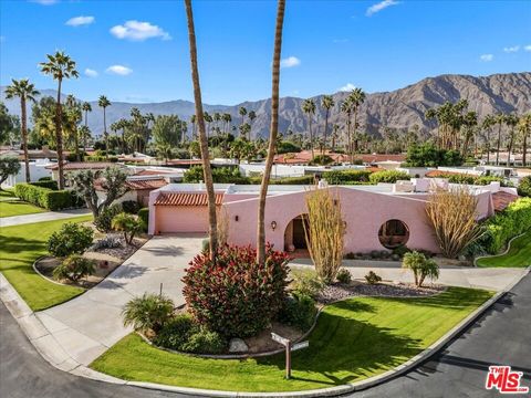 Photo of 48691 San Dimas Street, La Quinta, CA 92253 (MLS # 25630673)