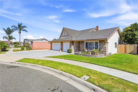 Photo of 8821 Tamarisk CIR, Westminster, CA 92683 (MLS # PW26161676)