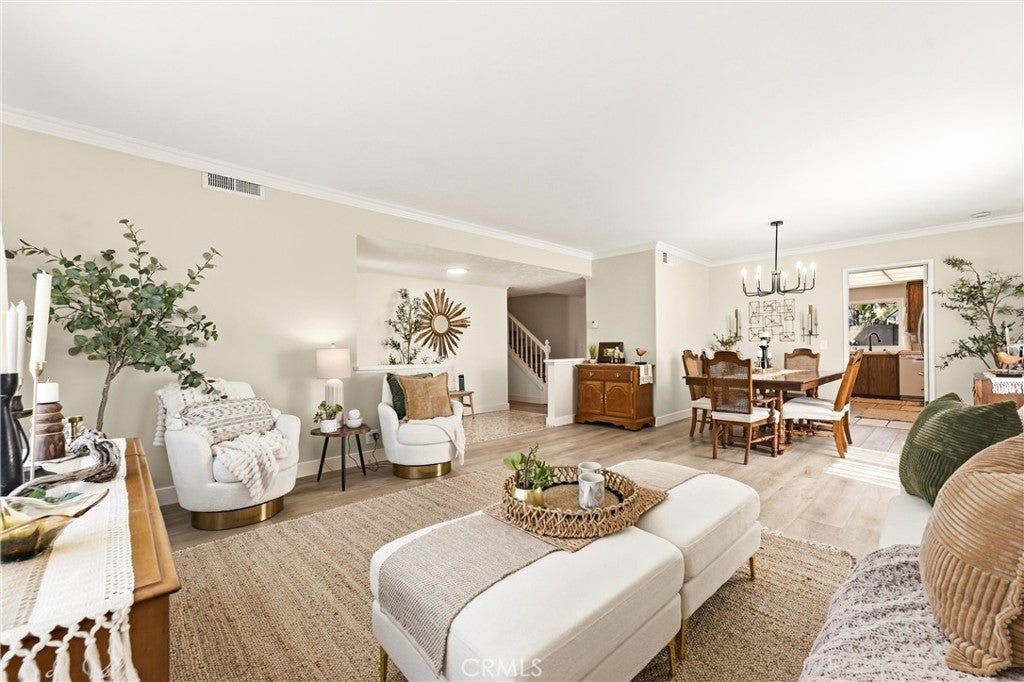 8821 Tamarisk