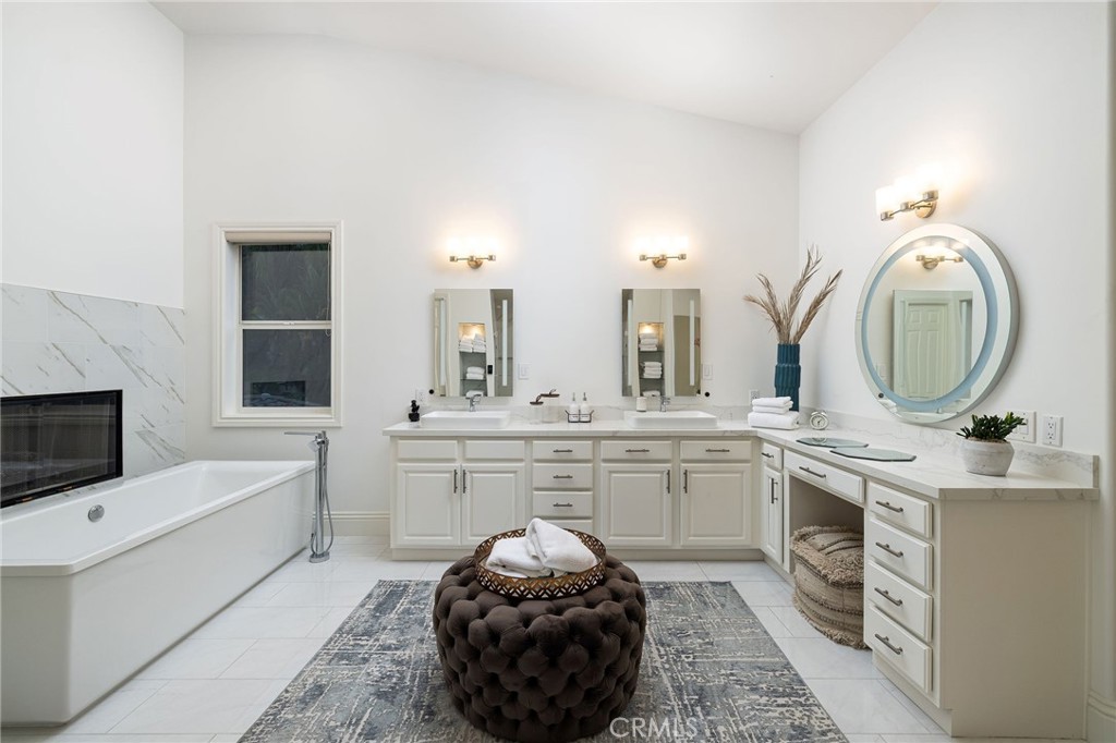 Hunters Creek (HUC) - Residential