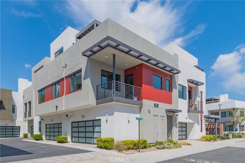 421 Transport Tustin CA 92782