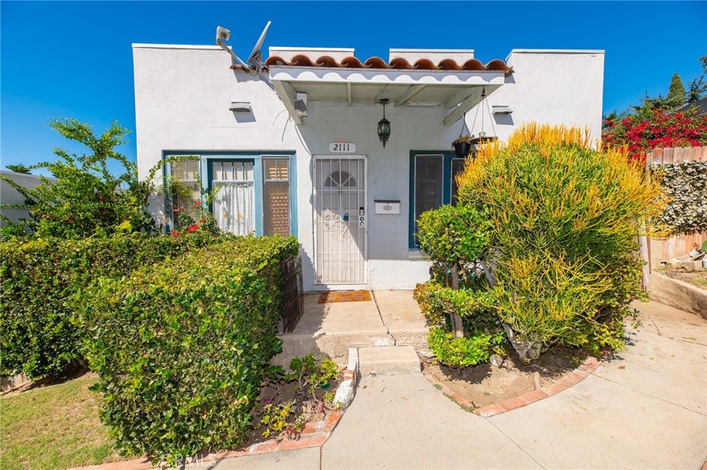 2111 Aaron Street