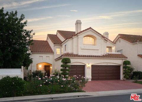 Tiny photo for 23218 Runnymede Street, West Hills, CA 91307 (MLS # 26644641)