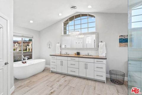 Tiny photo for 23218 Runnymede Street, West Hills, CA 91307 (MLS # 26644641)