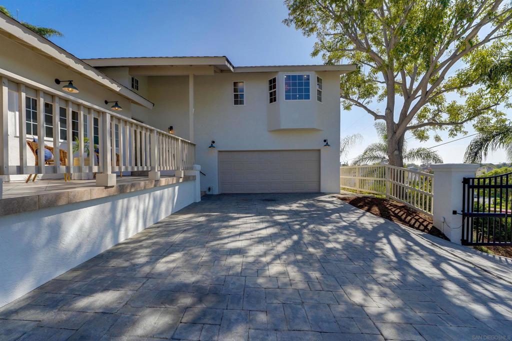 4208 Park Dr