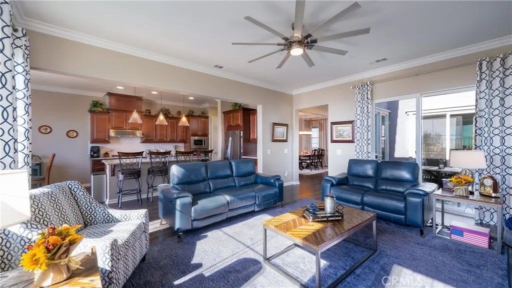 Rancho Cucamonga, California 91739, United States, 3 Bedrooms Bedrooms, ,4 BathroomsBathrooms,Residential,Active,250818