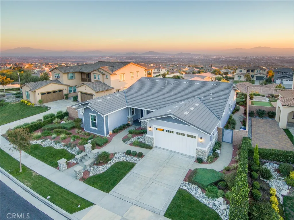 Rancho Cucamonga, California 91739, United States, 3 Bedrooms Bedrooms, ,4 BathroomsBathrooms,Residential,Active,250818