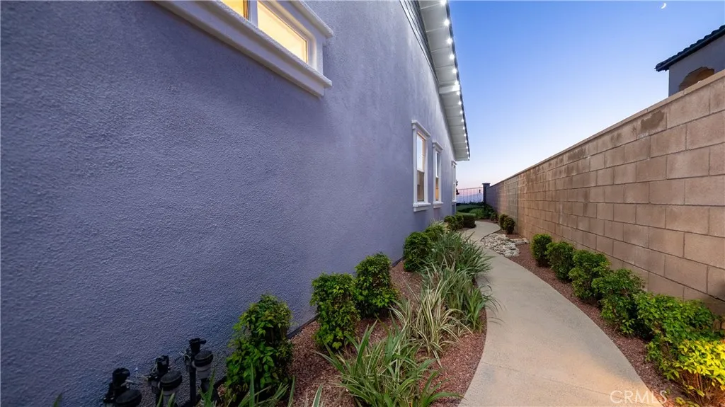 Rancho Cucamonga, California 91739, United States, 3 Bedrooms Bedrooms, ,4 BathroomsBathrooms,Residential,Active,250818