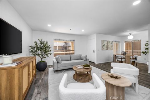 12141 Centralia 206 Lakewood CA 90715