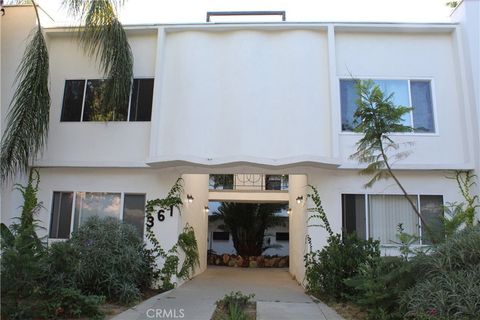 Photo of 361 Waldo Ave, Pasadena, CA 91101 (MLS # AR26008727)