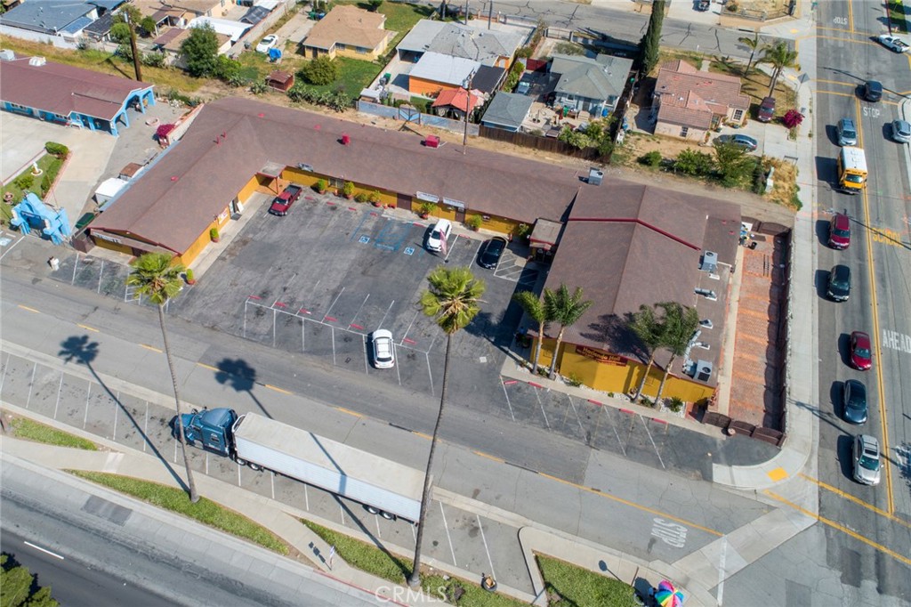 13490 Magnolia Avenue