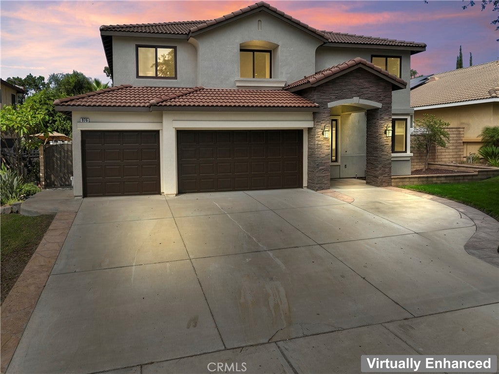 Photo of 976 Hemingway Drive, Corona, CA 92878 (MLS # IG26218164)