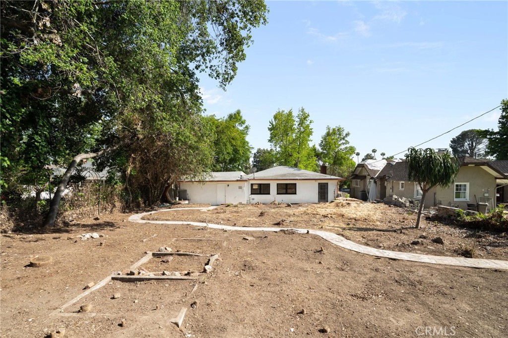 1233 Sonoma Drive