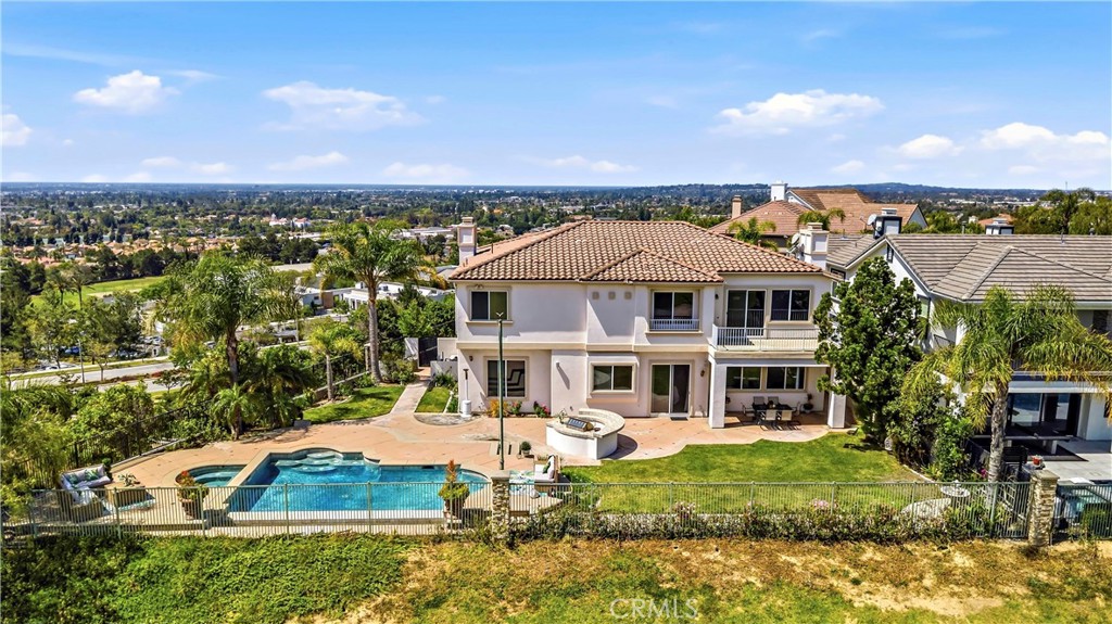 17601 Edgewood