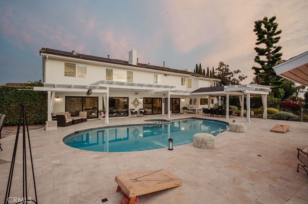 9781 Crestview Circle