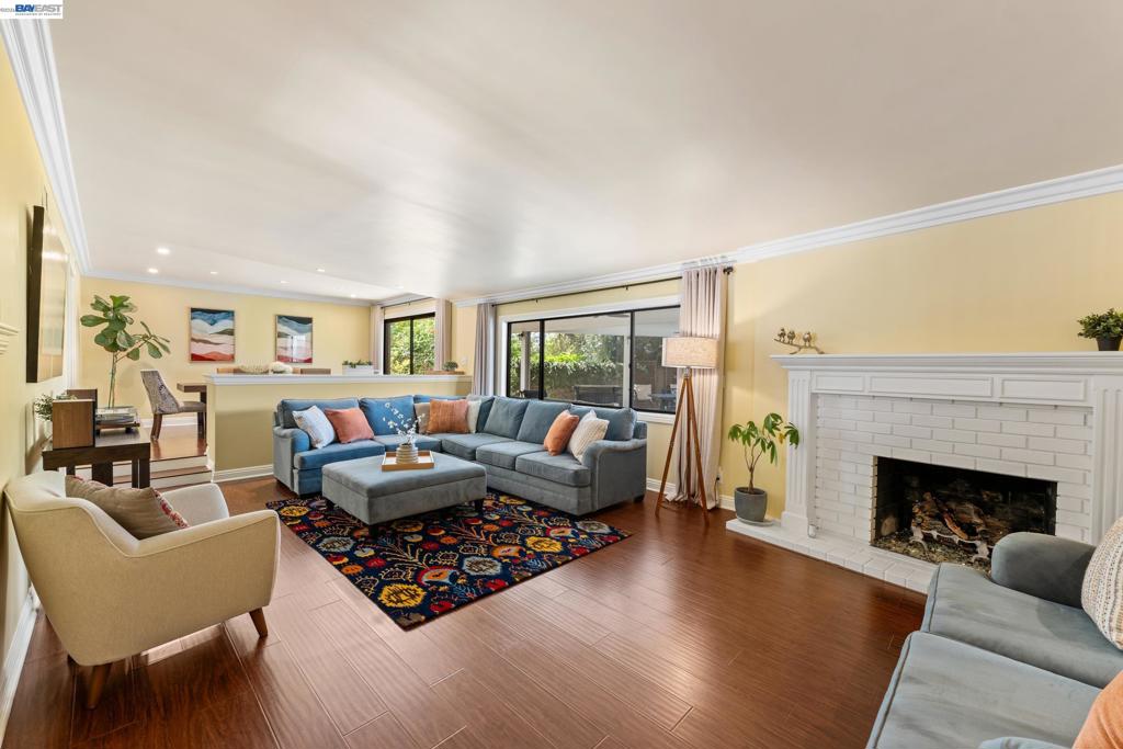 918 Saint Catherine Way