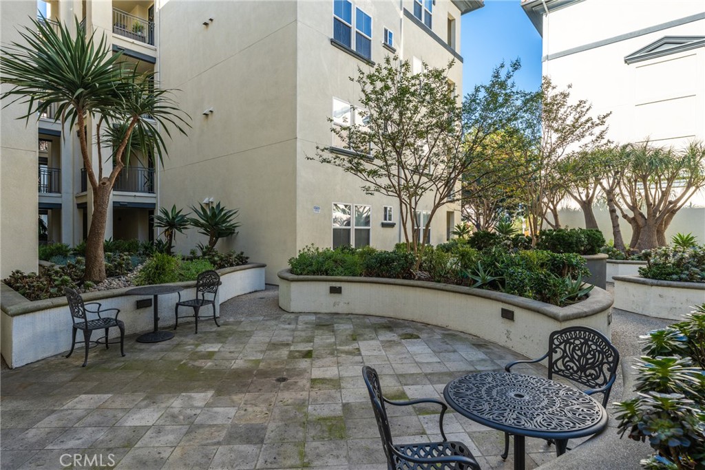 12963 Runway Road 418