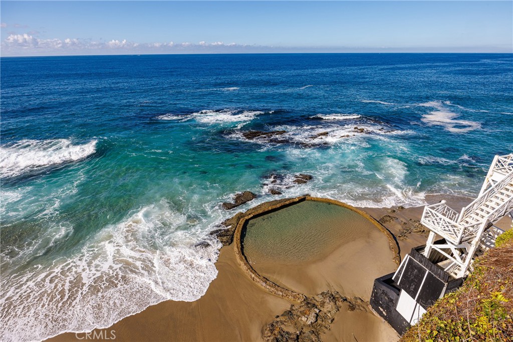 Victoria Beach (VB) - Residential Lease