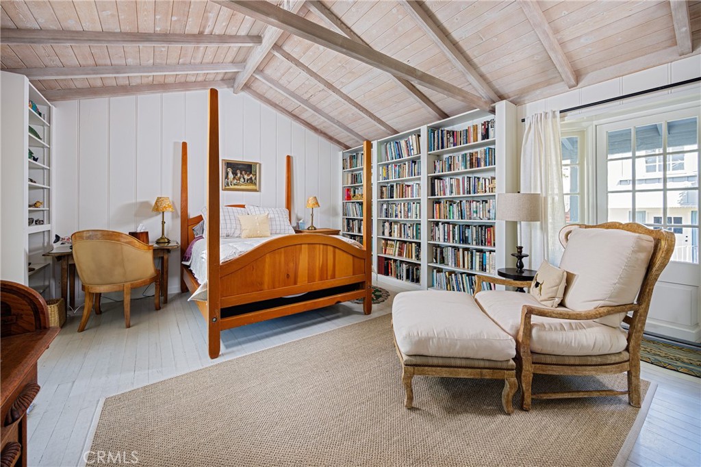 Victoria Beach (VB) - Residential Lease