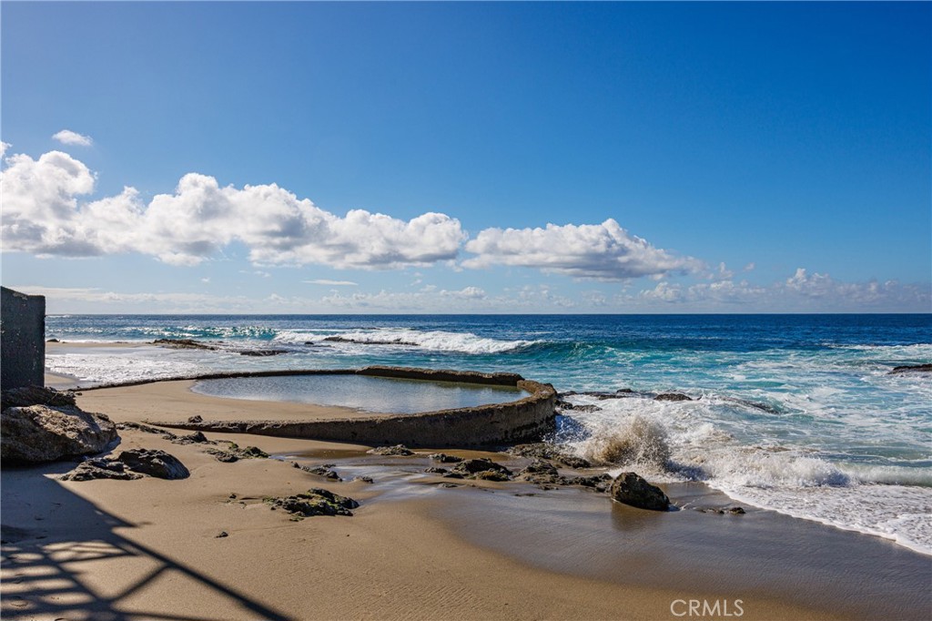 Victoria Beach (VB) - Residential Lease