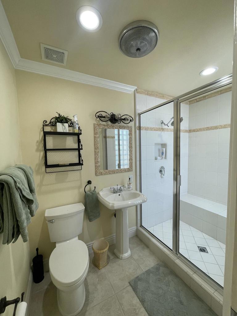 Avondale Country Clu - Residential Lease