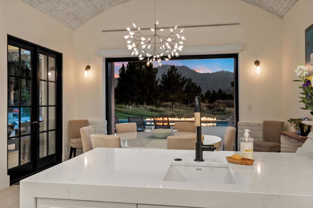 The Hideaway - Residential