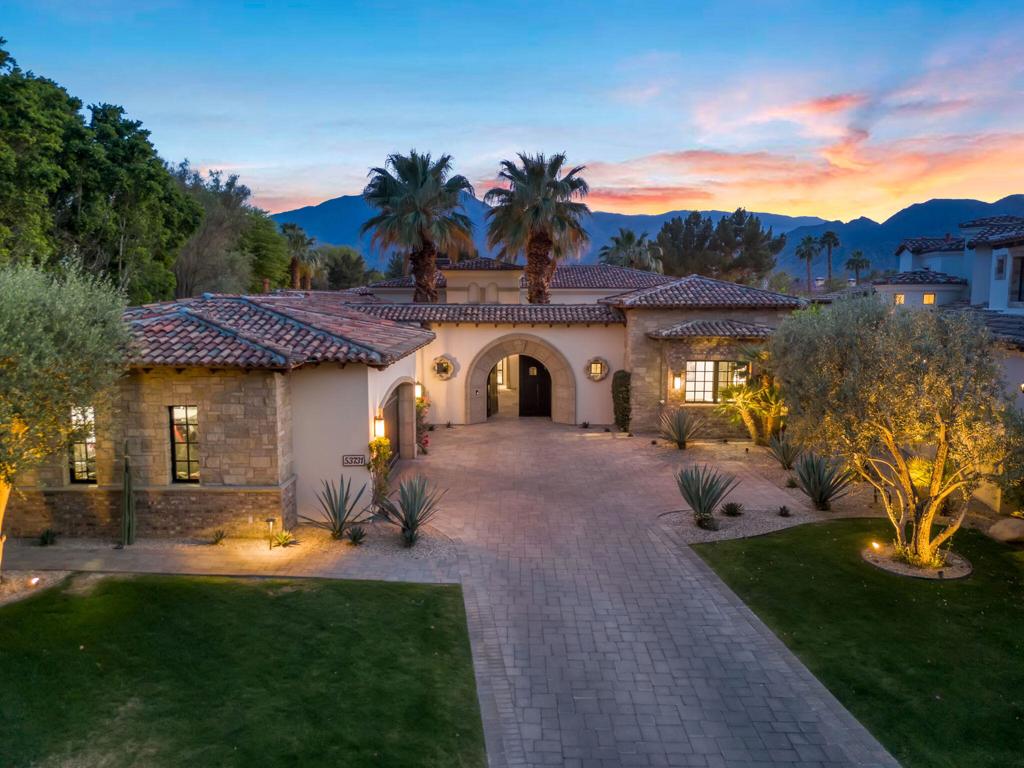 The Hideaway - Residential
