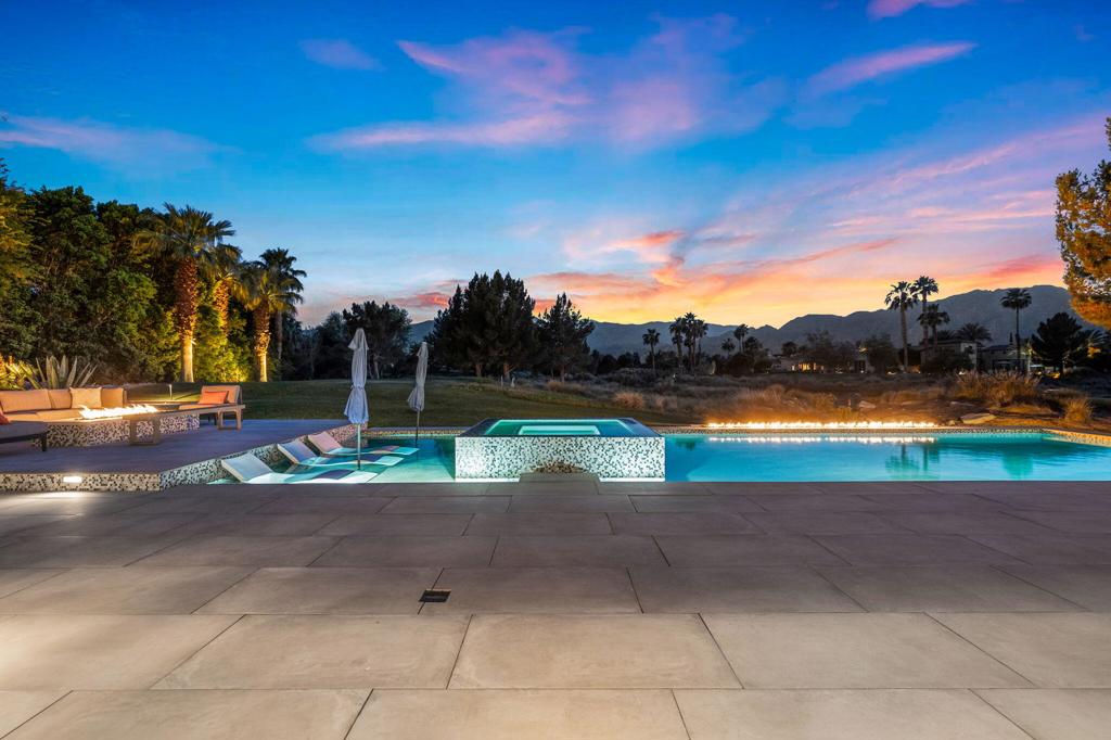 The Hideaway - Residential