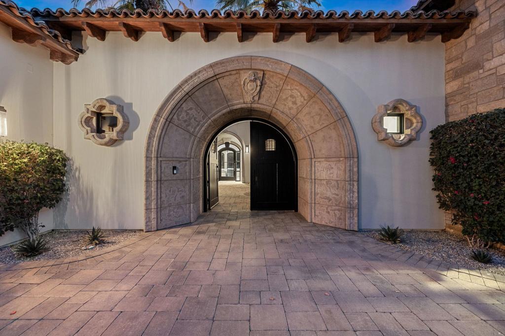 The Hideaway - Residential