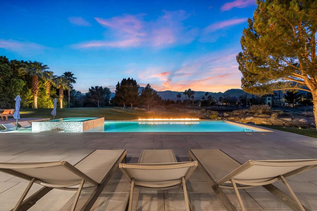 The Hideaway - Residential