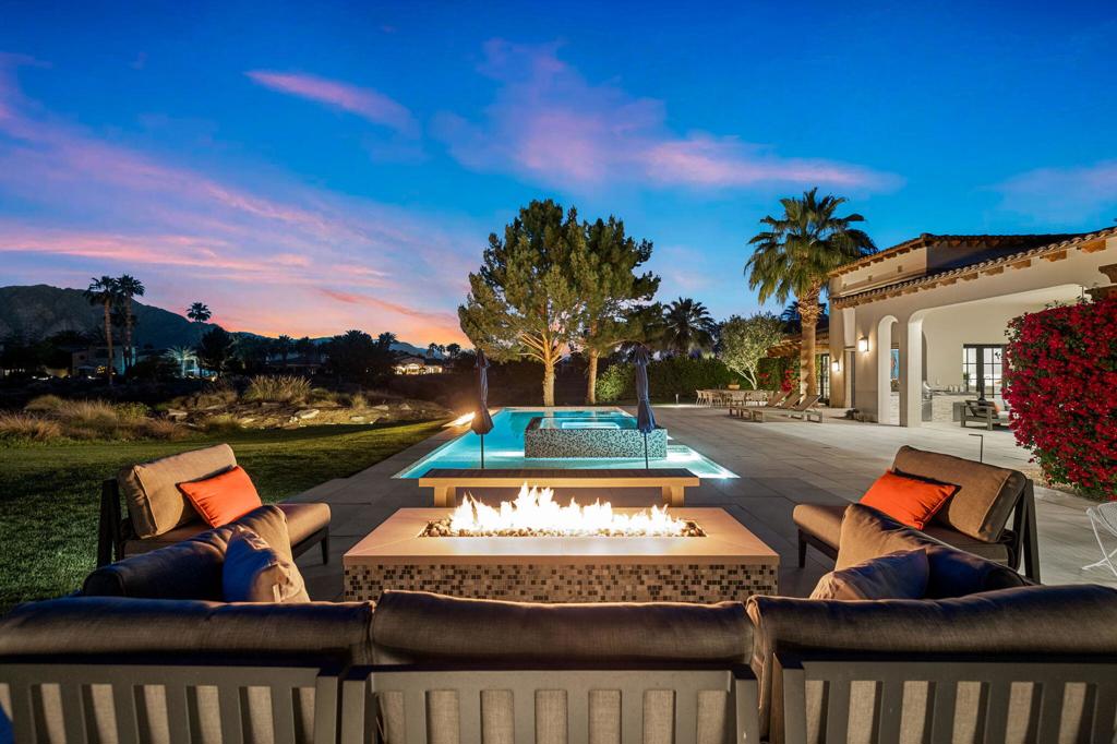 The Hideaway - Residential