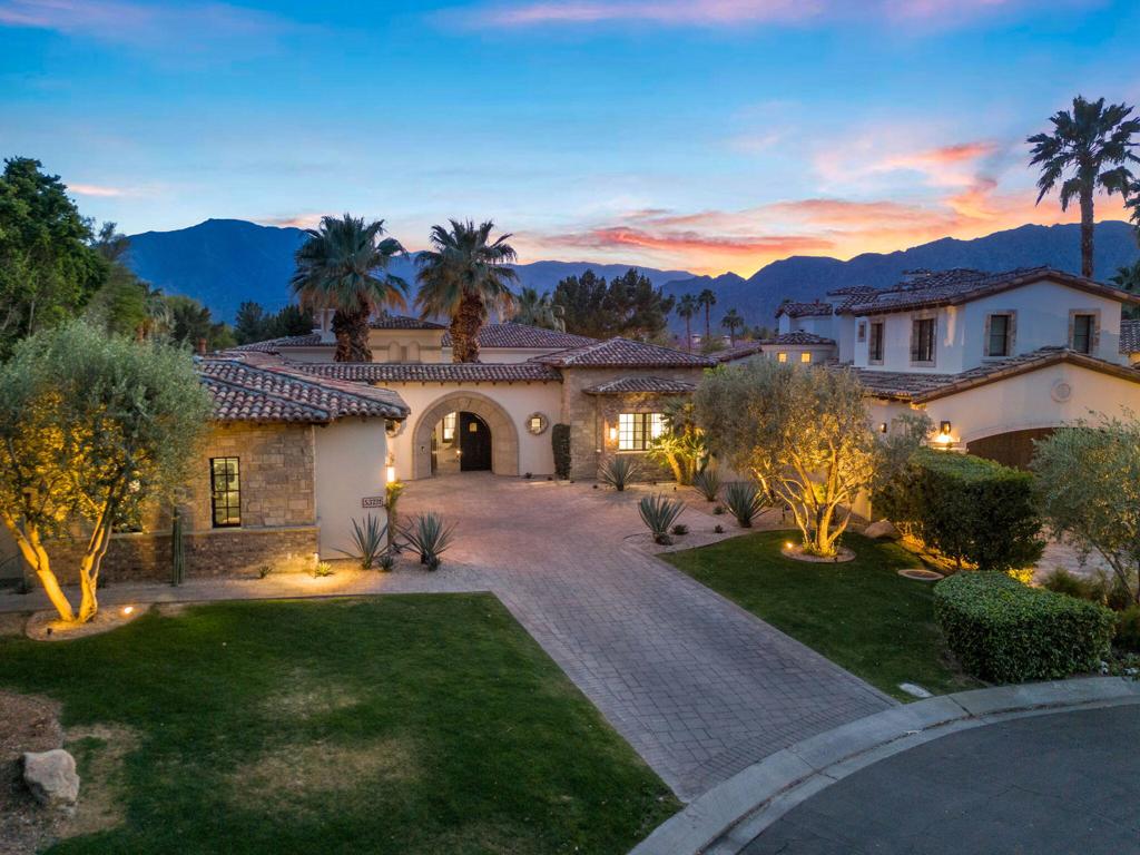 The Hideaway - Residential