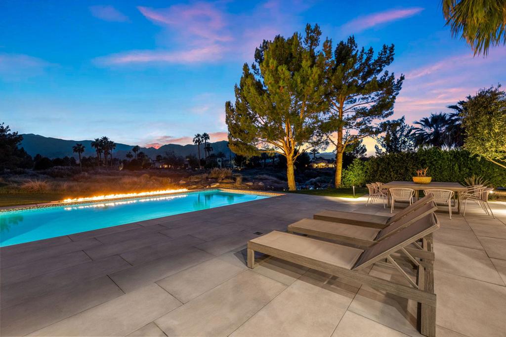 The Hideaway - Residential