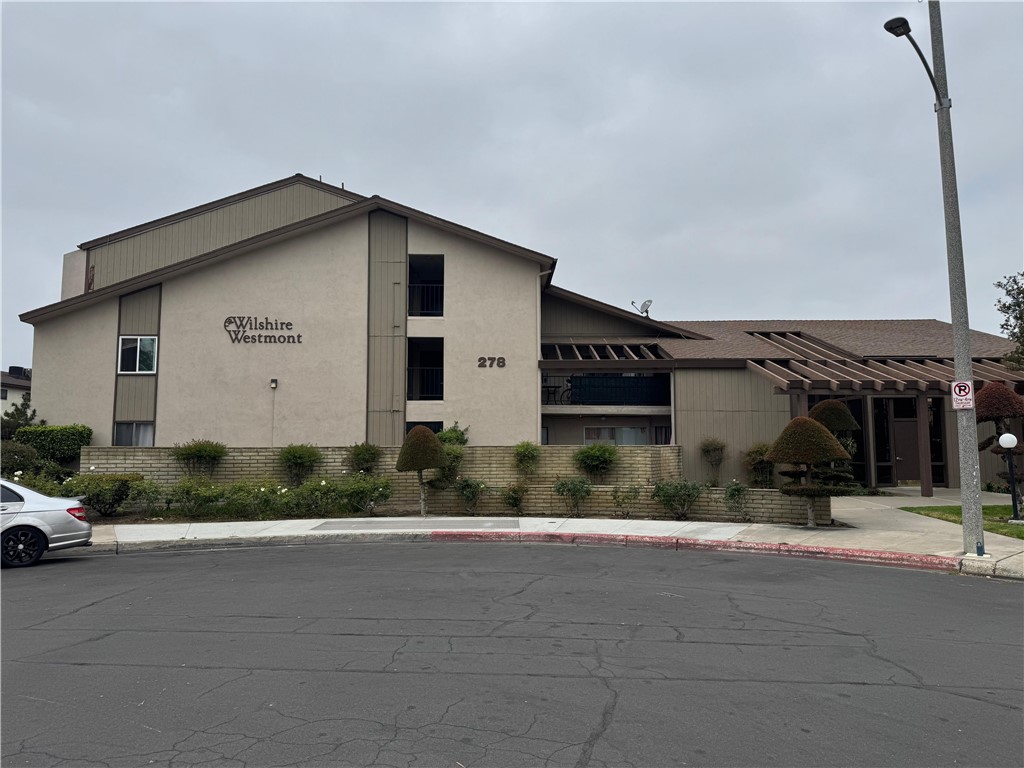 Desirable Location Condominium at 278 N Wilshire Ave , Unit # B21, City of Anaheim , with 2 Masters ( 2 Bedrooms and 2 full Baths) Both bedrooms are spacious with closets ,The light and bright living area open to a private balcony, Living area 1,074 SQFT ,The open floor plan is spacious ,well laid out
The condo located in Wilshire Westmont gated Community with pool ,spa, gym, sauna , Club house , and community laundry room
Underground garage with parking for 2 cars and storage space. The complex is surrounded by green belts and walking paths along with easy access to
the 5 Freeway, and nearby Shopping area, Short distance to Anaheim Plaza, Anaheim Convention Center, Angel Stadium , Disneyland ,,,