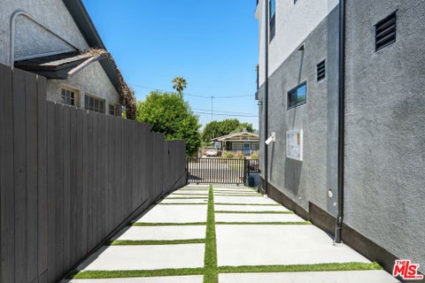 Tiny photo for 336 N Reno Street, Los Angeles, CA 90026 (MLS # 26102866)