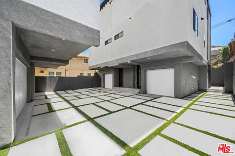 Tiny photo for 336 N Reno Street, Los Angeles, CA 90026 (MLS # 26102866)