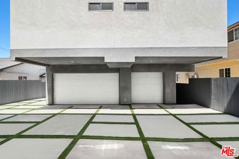 Tiny photo for 336 N Reno Street, Los Angeles, CA 90026 (MLS # 26102866)