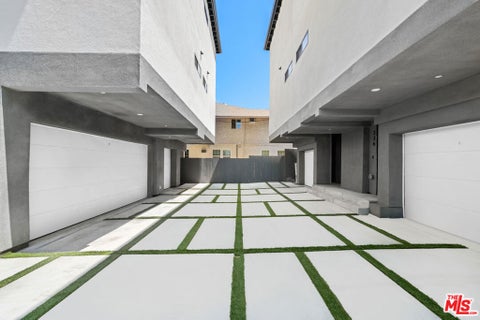 Tiny photo for 336 N Reno Street, Los Angeles, CA 90026 (MLS # 26102866)
