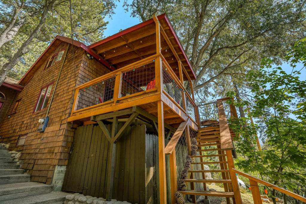24945 Marion Ridge Drive