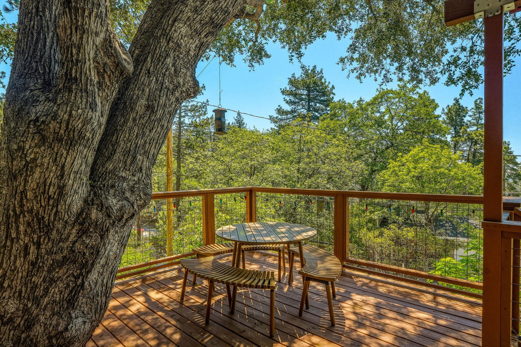 24945 Marion Ridge Drive
