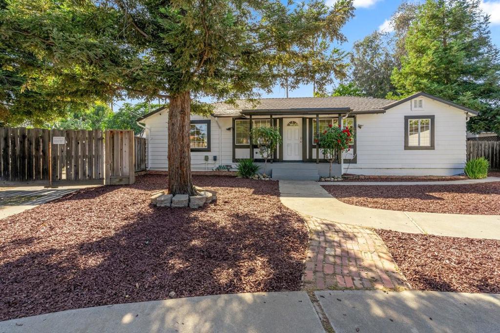 1131 Shamrock Drive